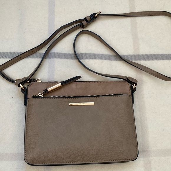 ALDO Light Brown Faux Leather Crossbody Purse, Adjustable Strap - Picture 2 of 13